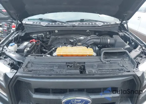 2015 Ford F-150 Xl z USA, uszkodzony, nr VIN 1FTEW1C88FFC28717